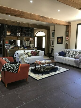 Imagen de la habitación del Hotel Sunsetcottages. Foto 19