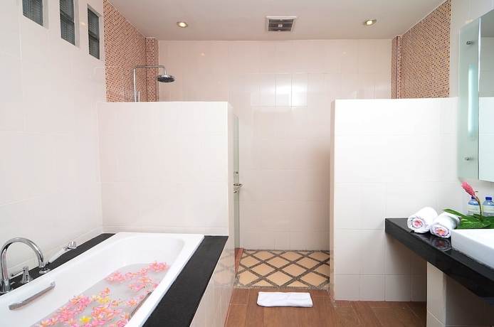 Imagen de la habitación del Hotel Sunsethouse Lombok. Foto 11