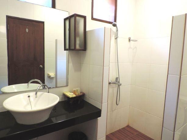 Imagen de la habitación del Hotel Sunsethouse Lombok. Foto 12