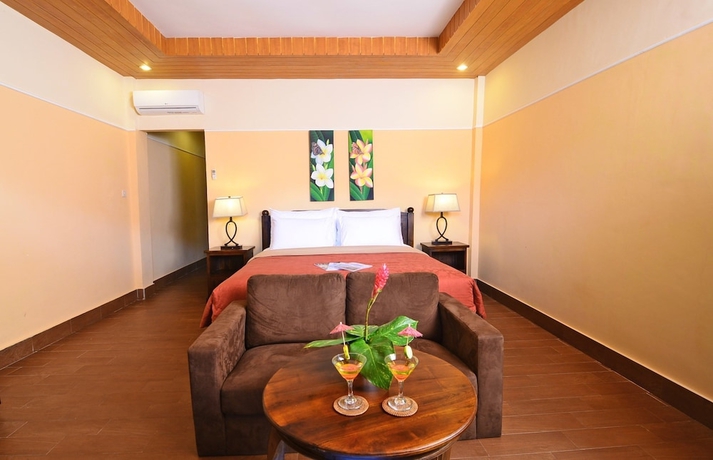 Imagen de la habitación del Hotel Sunsethouse Lombok. Foto 18