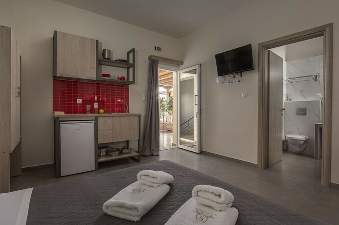 Imagen general del Hotel Sunshine Apartments, Sitonia. Foto 5
