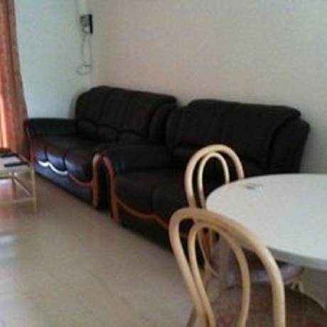 Imagen de los interiores del Hotel Sunshine Bayu Emas Apartment. Foto 14