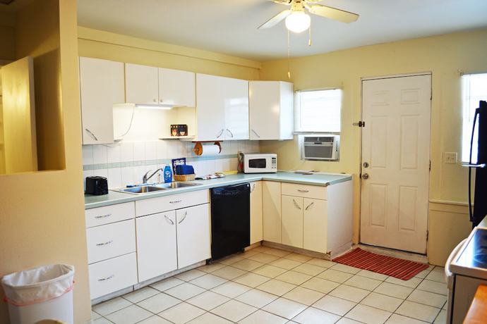 Imagen de la habitación del Hotel Sunshine Cozy Cottages. Foto 7