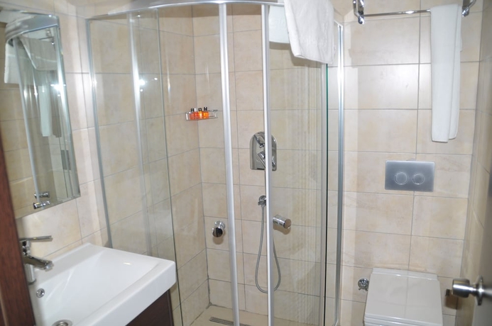 Imagen de la habitación del Hotel Sunshine Holiday Resort. Foto 8