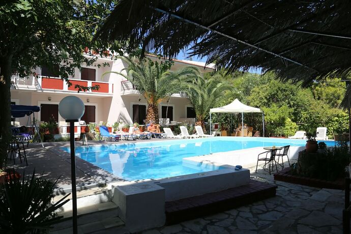Imagen general del Hotel Sunshine Inn, L&eacute;ucade. Foto 8
