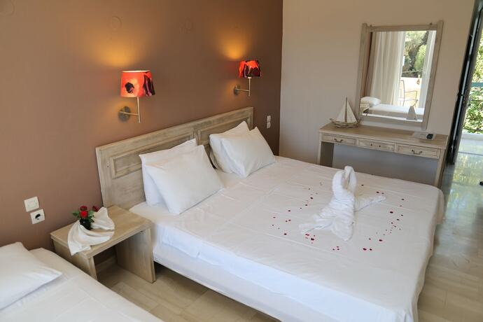 Imagen de la habitación del Hotel Sunshine Inn, L&eacute;ucade. Foto 11