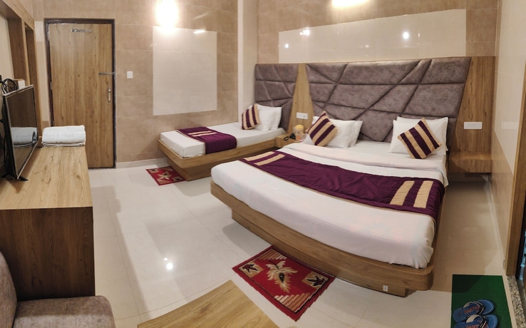Imagen de la habitación del Hotel Sunshine, Katra. Foto 1