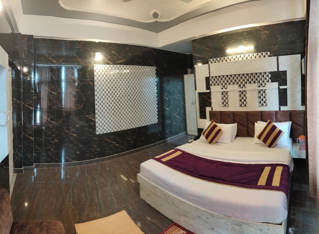 Imagen de la habitación del Hotel Sunshine, Katra. Foto 5