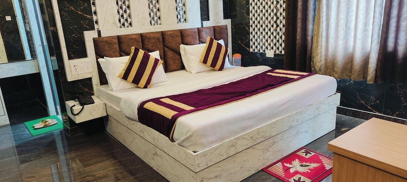 Imagen de la habitación del Hotel Sunshine, Katra. Foto 11