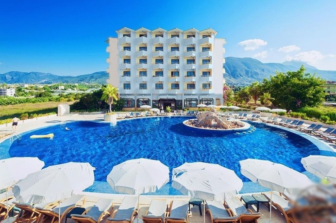 Imagen general del Hotel Sunshine, Kestel. Foto 2