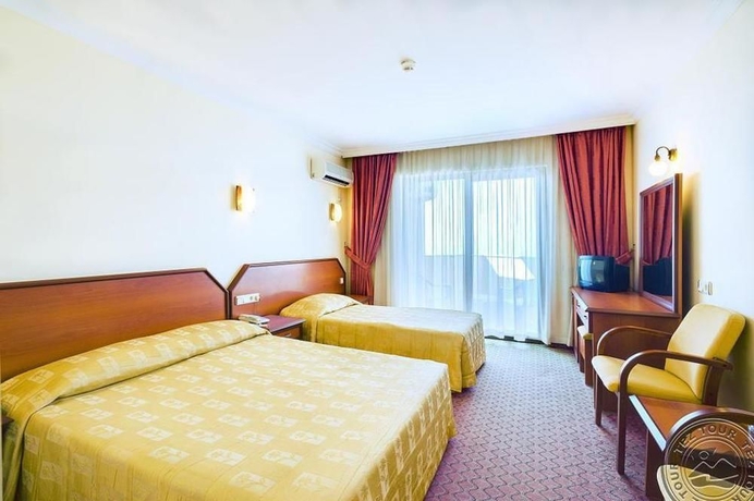 Imagen de los interiores del Hotel Sunshine, Kestel. Foto 6