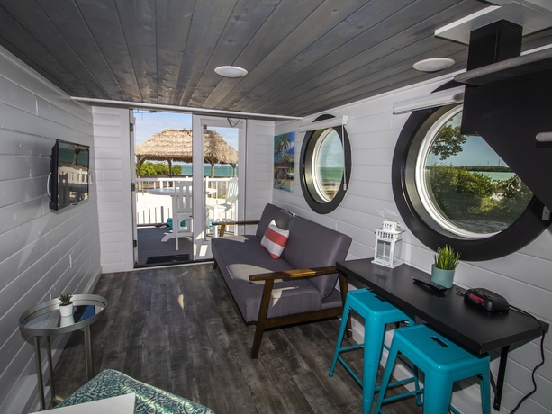 Imagen de la habitación del Hotel Sunshine Key RV Resort and Marina. Foto 3