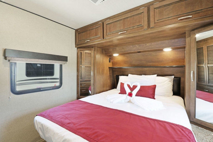 Imagen de la habitación del Hotel Sunshine Key RV Resort and Marina. Foto 8