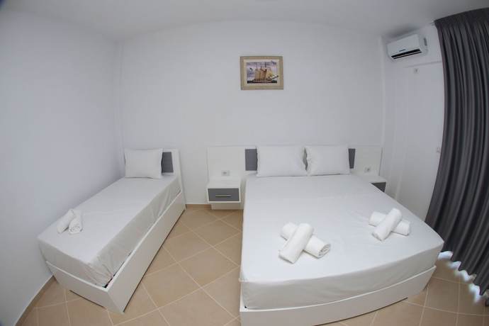 Imagen de la habitación del Hotel Sunshine, Ksamil. Foto 10