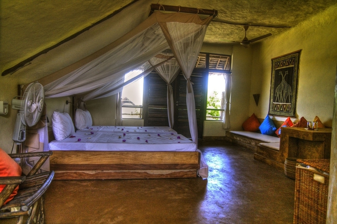 Imagen de la habitación del Hotel Sunshine Marine Lodge. Foto 6