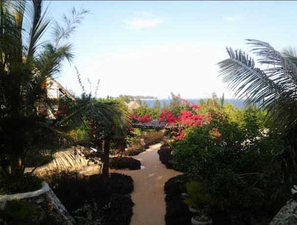 Imagen de los interiores del Hotel Sunshine Marine Lodge. Foto 17