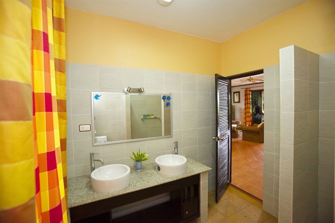 Imagen de la habitación del Hotel Sunshine Residence. Foto 9