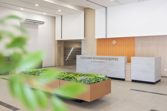 Imagen de los interiores del Hotel Sunshine Residence Suites. Foto 16