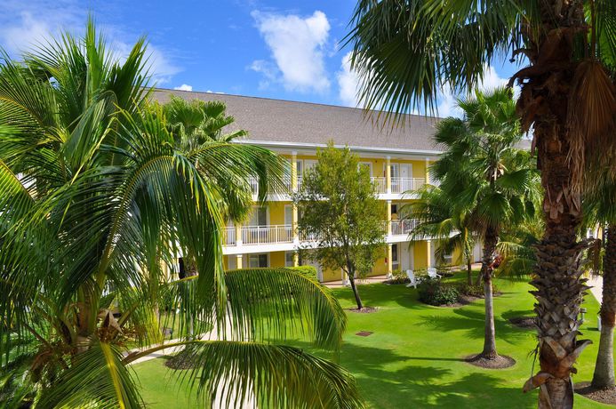 Imagen de los exteriores del Hotel Sunshine Suites Resort. Foto 10