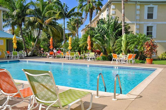 Imagen del bar/restaurante del Hotel Sunshine Suites Resort. Foto 5