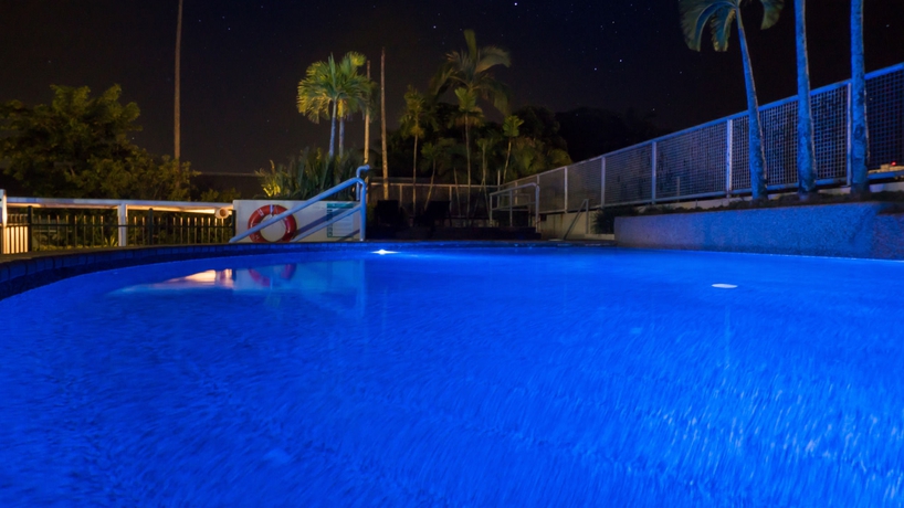 Imagen de la piscina del Hotel Sunshine Tower. Foto 12