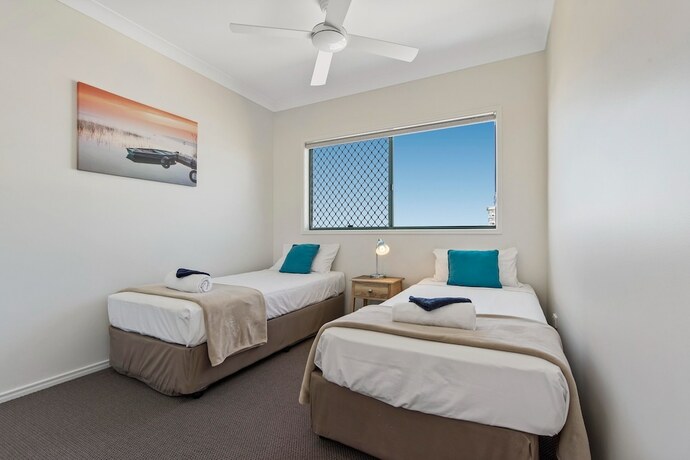 Imagen de la habitación del Hotel Sunshine Towers. Foto 16