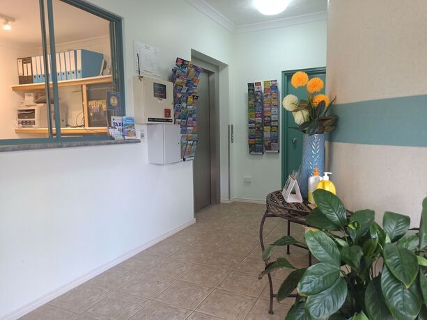 Imagen de los interiores del Hotel Sunshine Towers. Foto 36