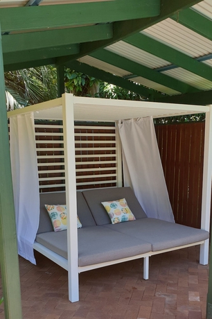 Imagen de la piscina del Hotel Sunshine Valley Cottages. Foto 16