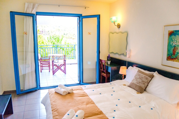 Imagen de la habitación del Hotel Sunshine Village. Foto 6