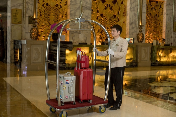 Imagen de los interiores del Hotel Sunshine Zhangjiajie. Foto 15