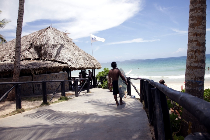 Imagen de los exteriores del Hotel Sunsol Isla Caribe. Foto 11