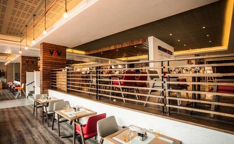 Imagen del bar/restaurante del Hotel Sunsquare Cape Town City Bowl. Foto 12