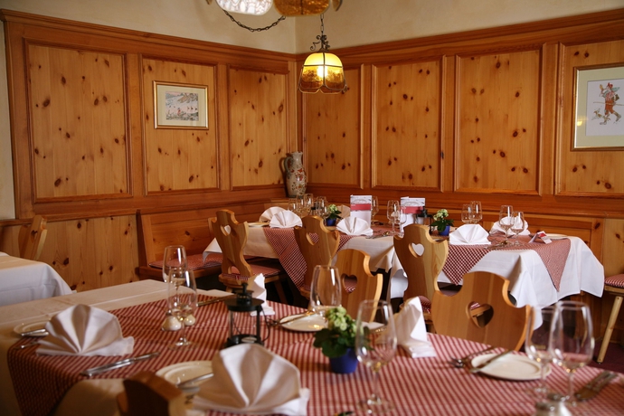 Imagen del bar/restaurante del Hotel Sunstar Alpine Hotel Flims. Foto 5