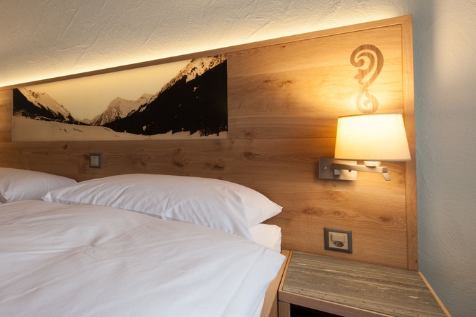 Imagen de la habitación del Hotel Sunstar Klosters. Foto 3