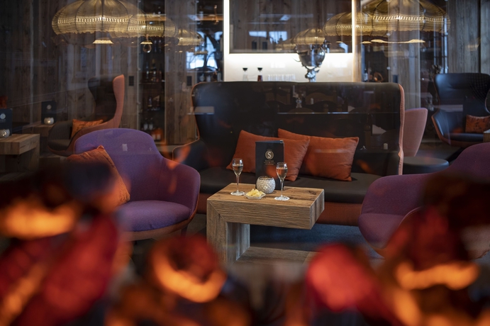 Imagen de los interiores del Hotel Sunstar Klosters. Foto 14