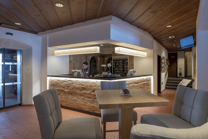 Imagen de los interiores del Hotel Sunstar Klosters. Foto 15
