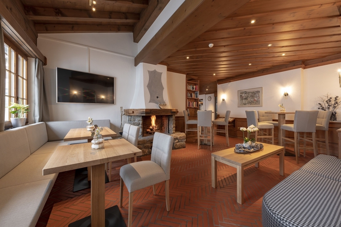 Imagen de los interiores del Hotel Sunstar Klosters. Foto 16