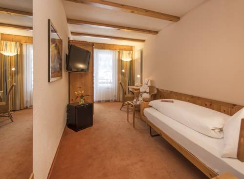 Imagen de la habitación del Hotel Sunstar Lenzerheide. Foto 12