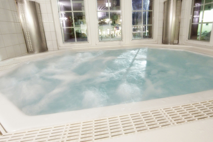 Imagen de la piscina del Hotel Sunstar Zermatt. Foto 16