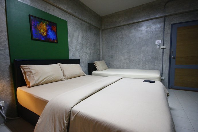 Imagen de los exteriores del Hotel Suntisuk Place. Foto 18