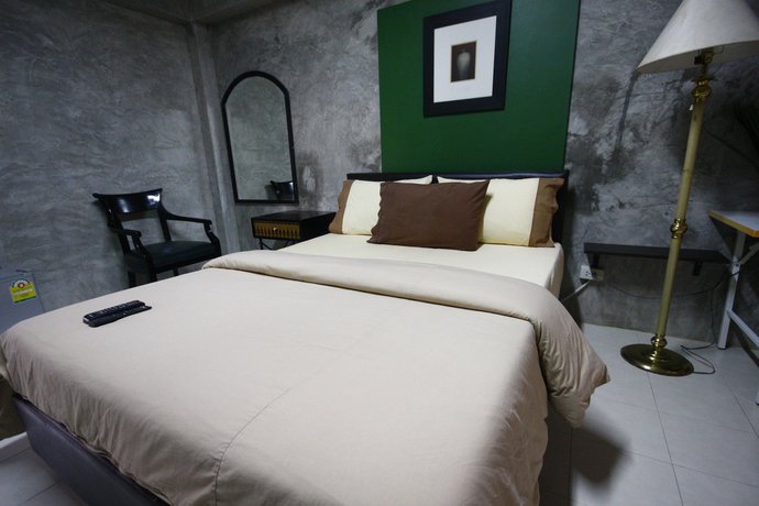 Imagen de los exteriores del Hotel Suntisuk Place. Foto 19