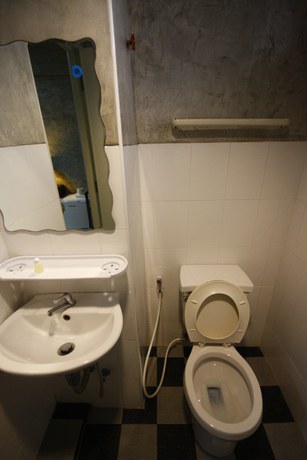 Imagen de la habitación del Hotel Suntisuk Place. Foto 11