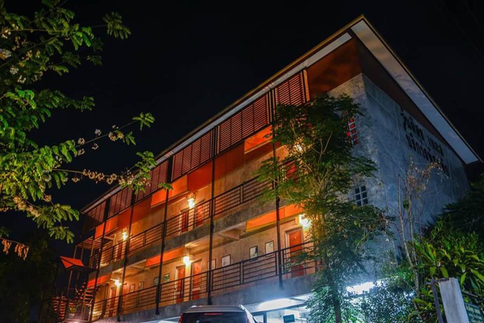 Imagen de la habitación del Hotel Suntisuk Place. Foto 15