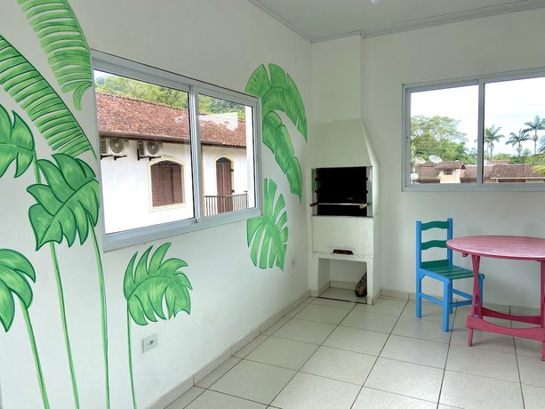 Imagen de los exteriores del Hotel Sununga Flats. Foto 14