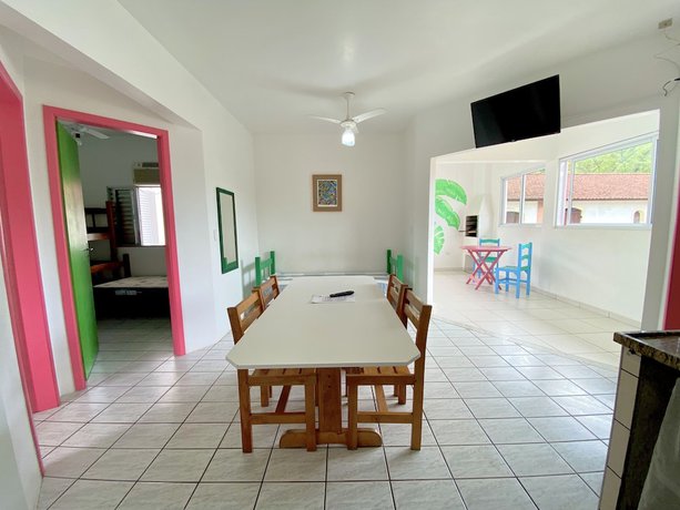 Imagen de la habitación del Hotel Sununga Flats. Foto 13