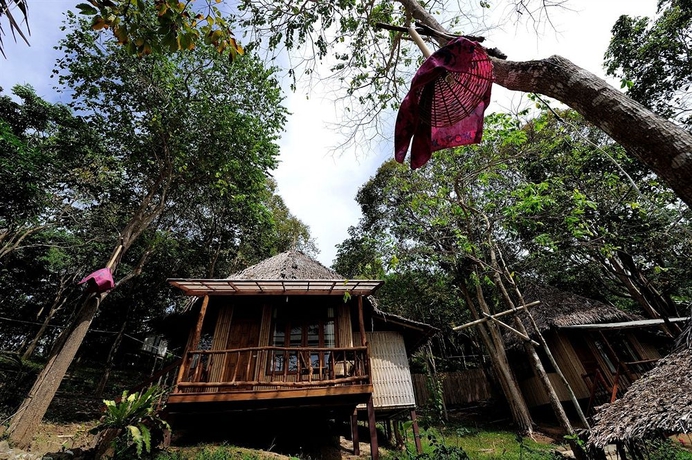 Imagen de los exteriores del Hotel Sunwaree Phi Phi Resort. Foto 7