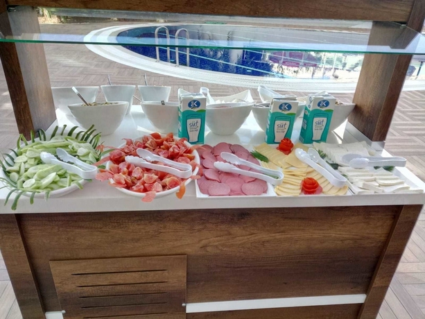 Imagen del bar/restaurante del Hotel Sunway Club. Foto 4