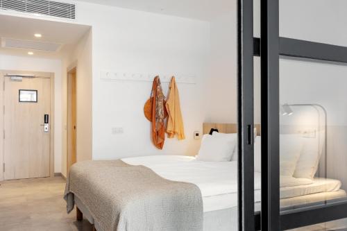 Imagen de la habitación del Hotel Sunwing Fañabe Beach, Adeje. Foto 16