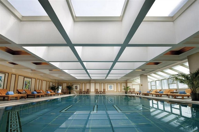 Imagen de la piscina del Hotel Sunworld Dynasty Hotel Beijing. Foto 15