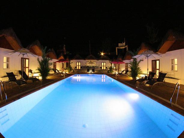 Imagen de la piscina del Hotel Sunz En Coron Resort. Foto 5